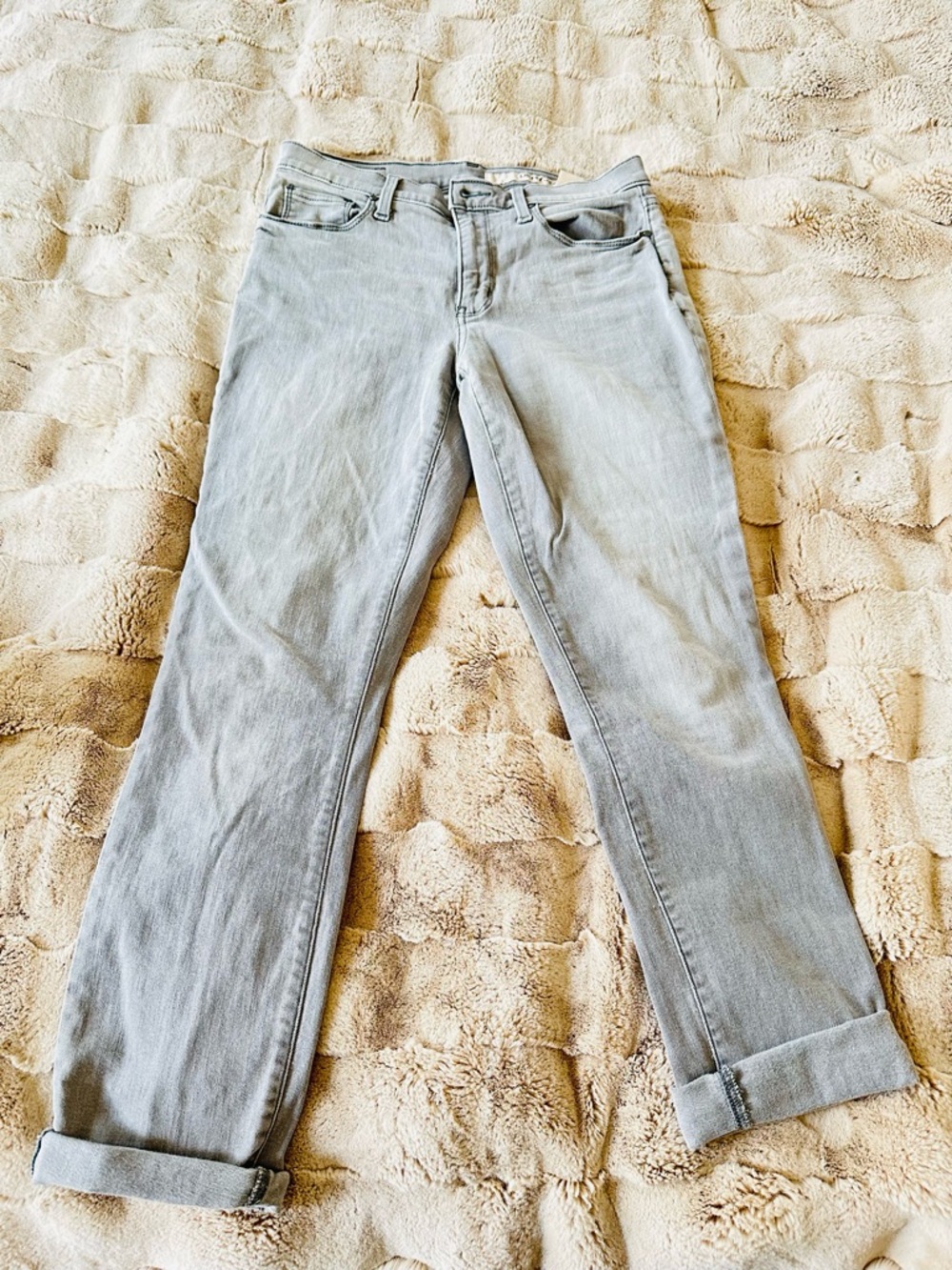 DKNY Light Gray Cropped Jeans